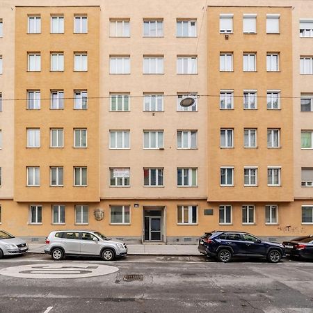 10 Minutes To City Centre And Next To Wien Hbf And Easy From Airport Eksteriør billede